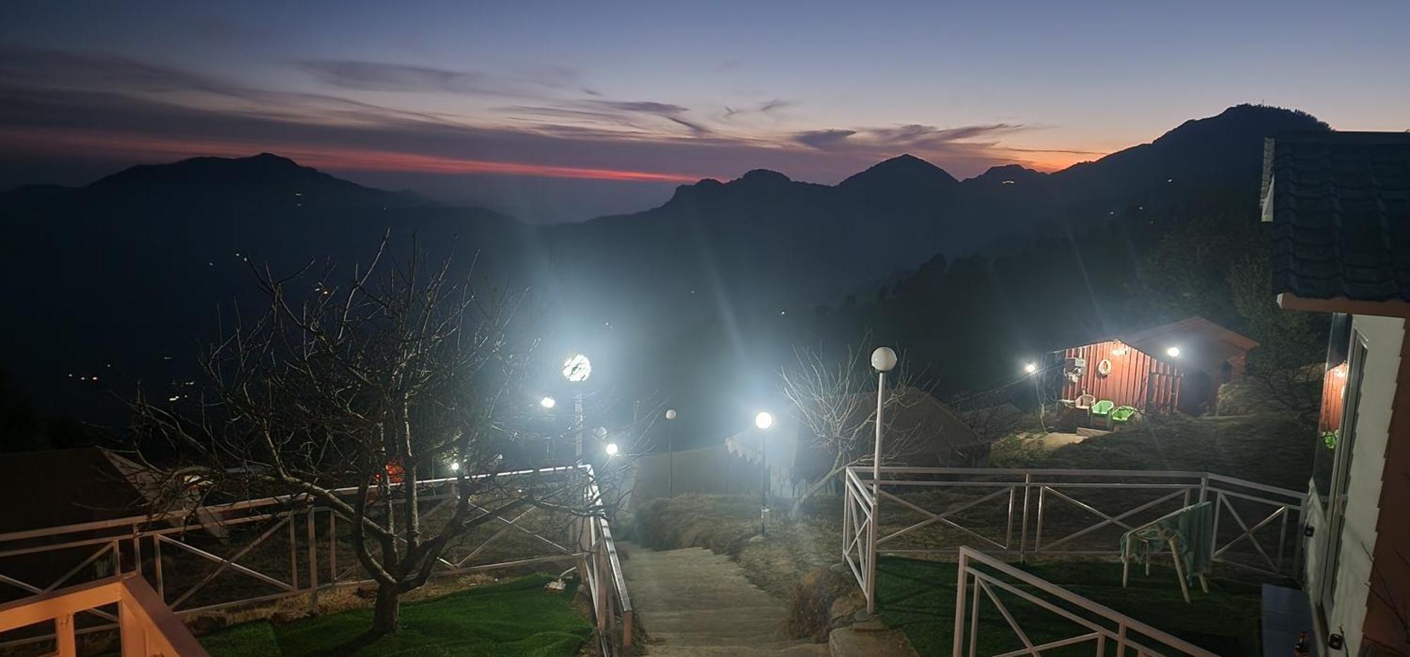 Instaview Kanatal New Tehri ภายนอก รูปภาพ